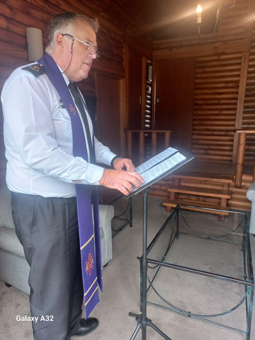 Wedding ceremony by Dr. Gerrit Rademeyer in Cape Agulhas